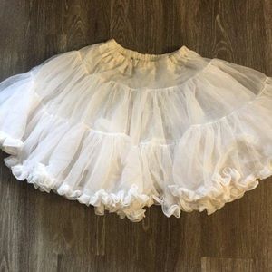 White Petticoat/Crinoline